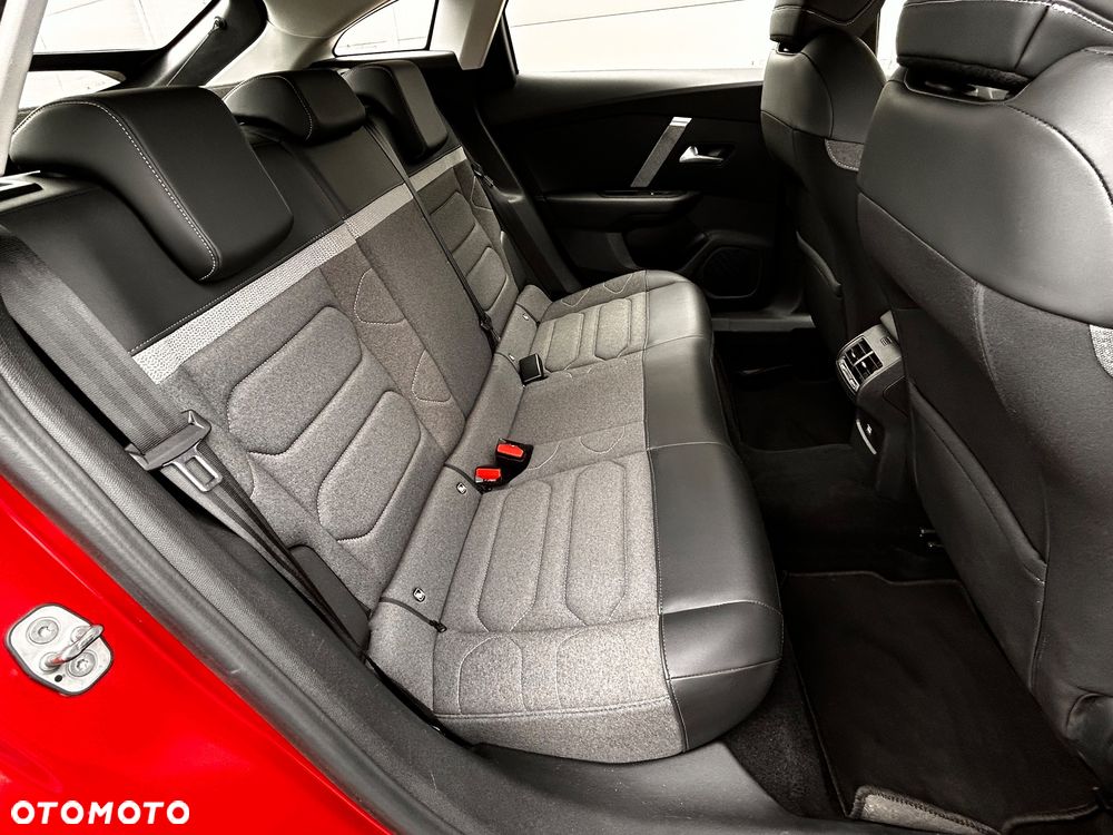 Citroën C4 BlueHDi 110 Stop&Start FEEL PACK - 8
