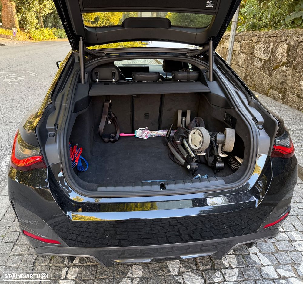 BMW i4 eDrive35 Pack Desportivo M - 6