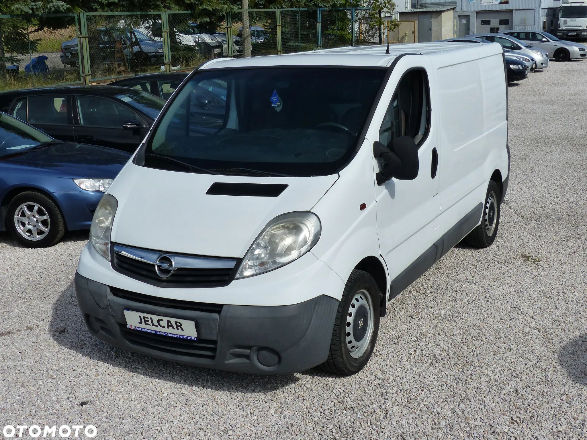 Opel Vivaro - 1