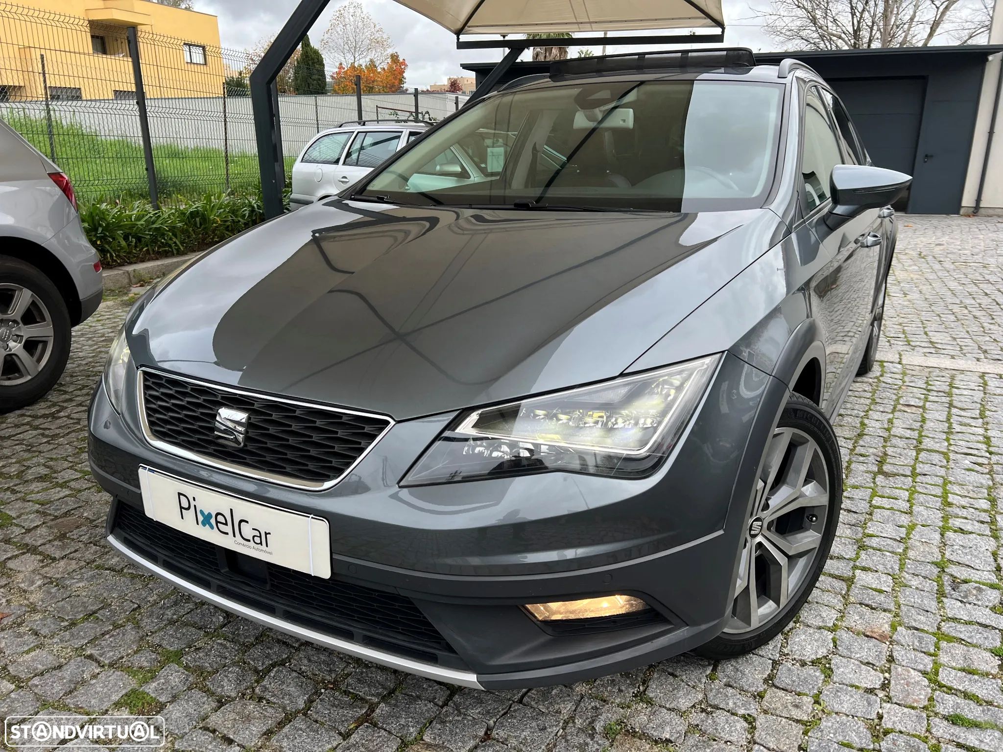 SEAT Leon X-Perience 2.0 TDi DSG 4Drive - 1