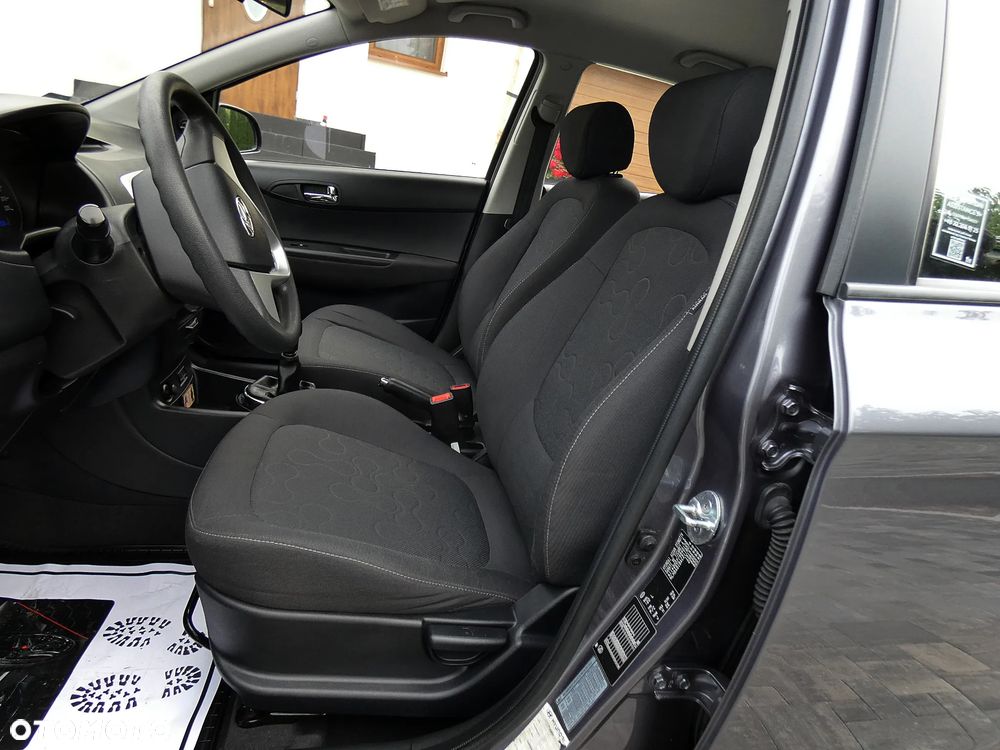 Hyundai i20 1.2 Comfort - 25