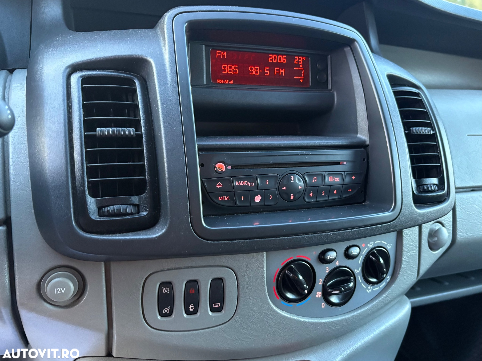 Opel Vivaro 2.0 CDTI L2H1 - 14