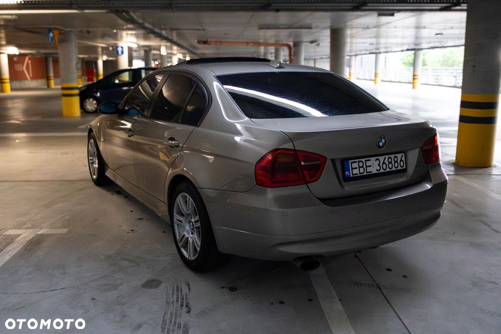 BMW Seria 3 320d - 6