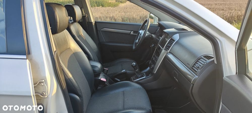 Chevrolet Captiva 2.4 2WD 7 Sitzer LS - 7