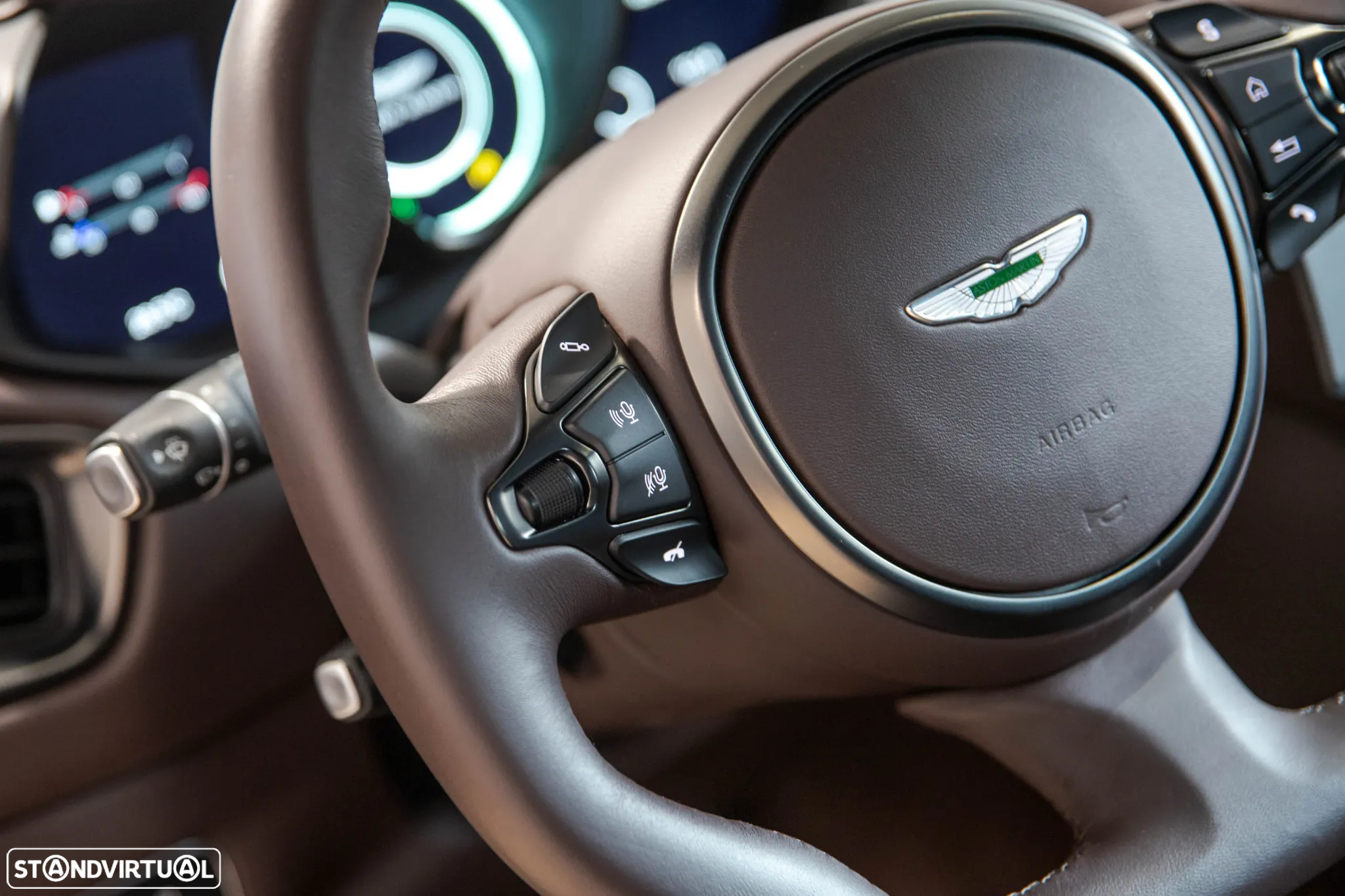 Aston Martin DBS Coupe Superleggera - 43