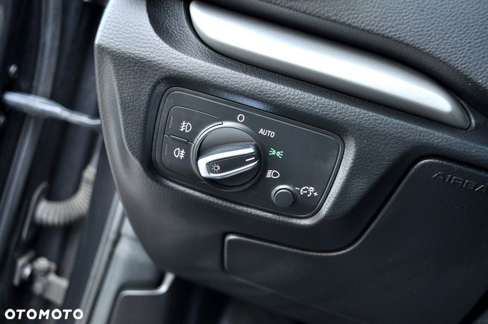 Audi A3 Limousine 1.6 TDI Attraction - 22