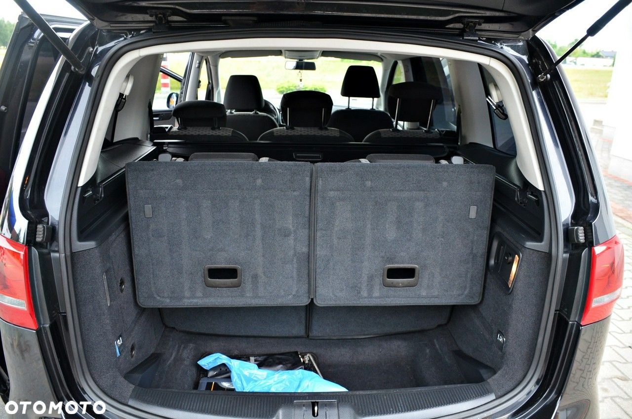 Volkswagen Sharan - 20