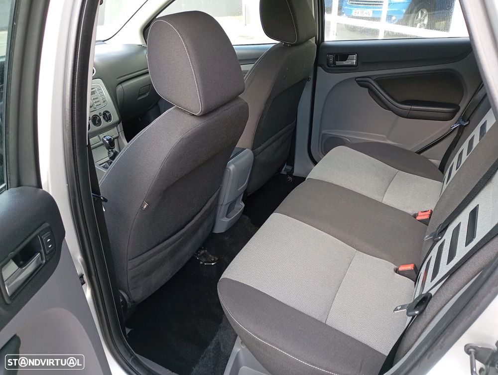 Ford Focus SW 1.6 TDCi Sport - 13