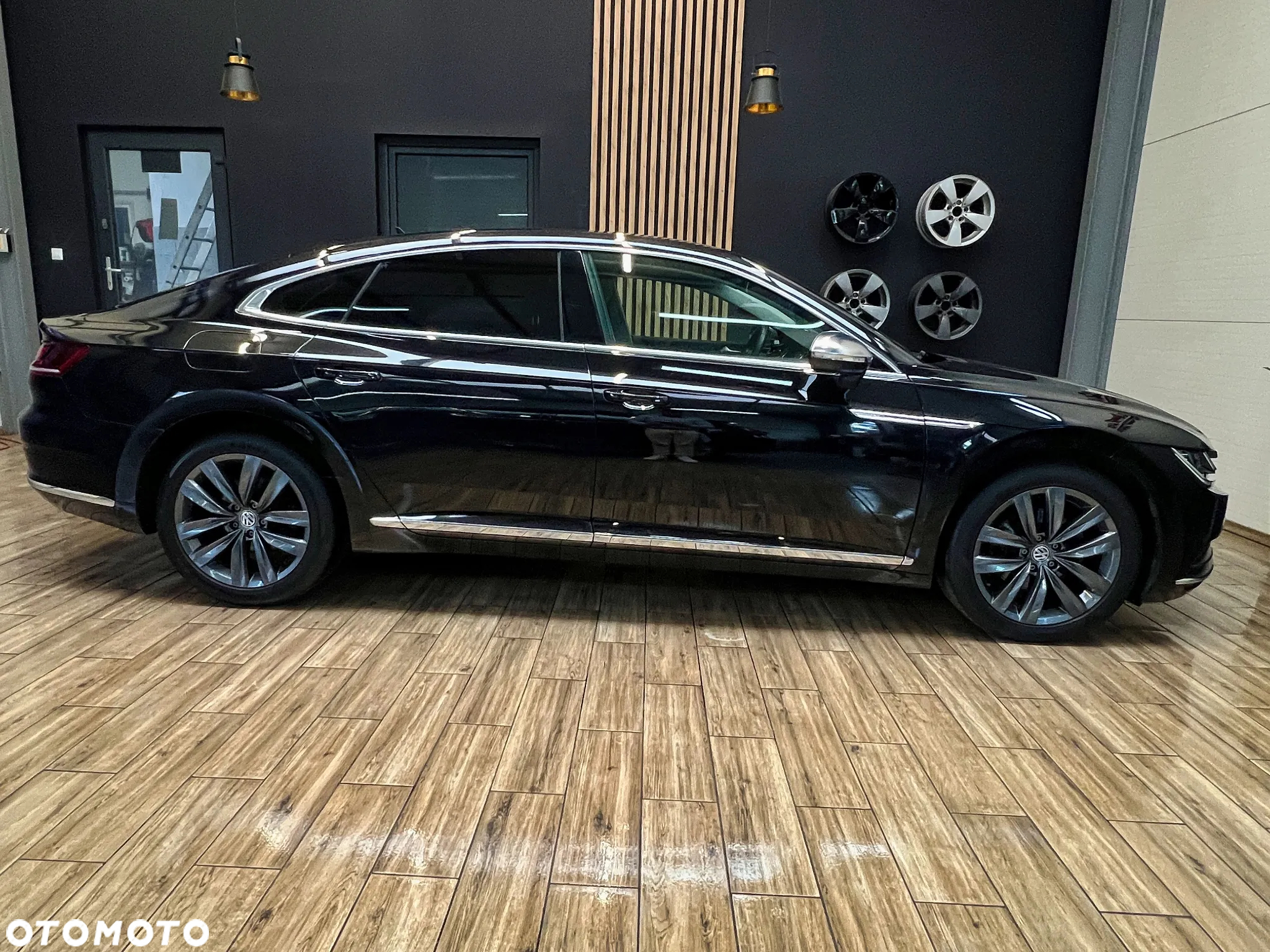 Volkswagen Arteon 2.0 TDI SCR DSG Elegance - 5