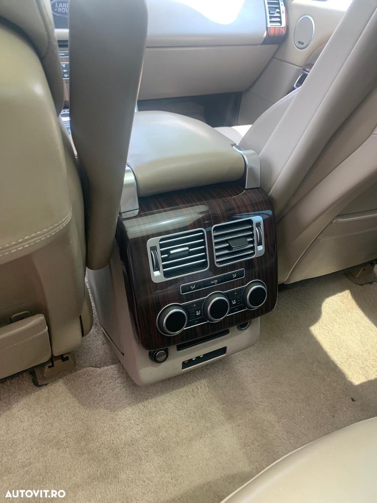 Land Rover Range Rover Vogue 3.0 I SDV6 HEV Vogue SE - 7