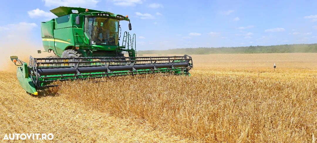 John Deere W650 - 1