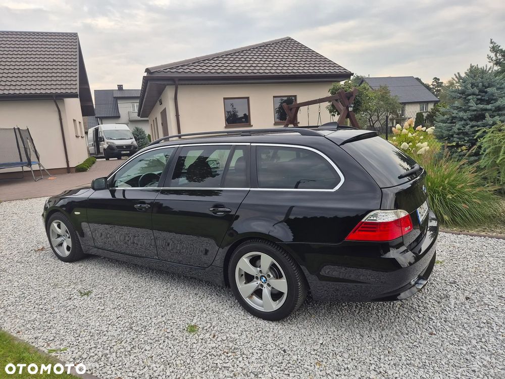 BMW Seria 5 530d xDrive Touring Edition Sport - 4