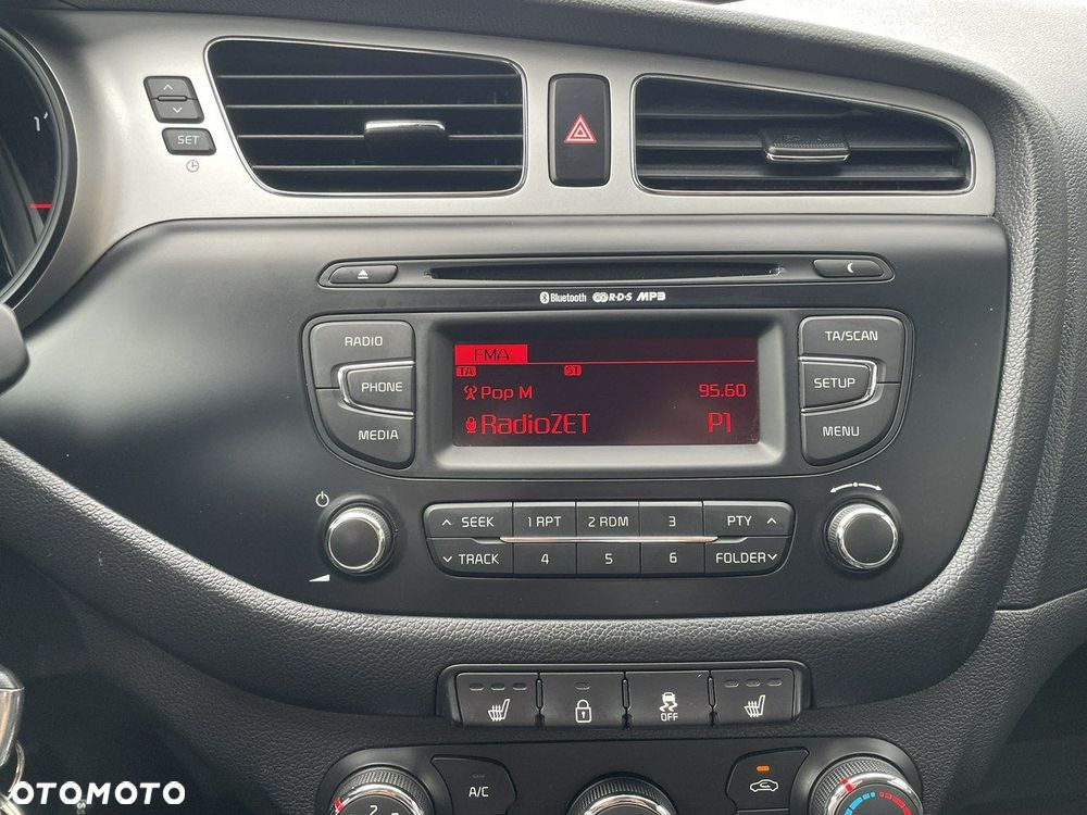 Kia Ceed 1.4 M - 24