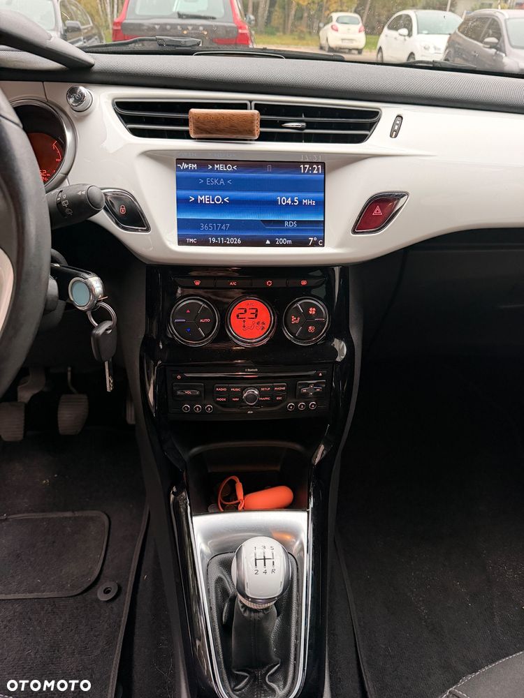 Citroën DS3 VTi 120 SoChic - 31