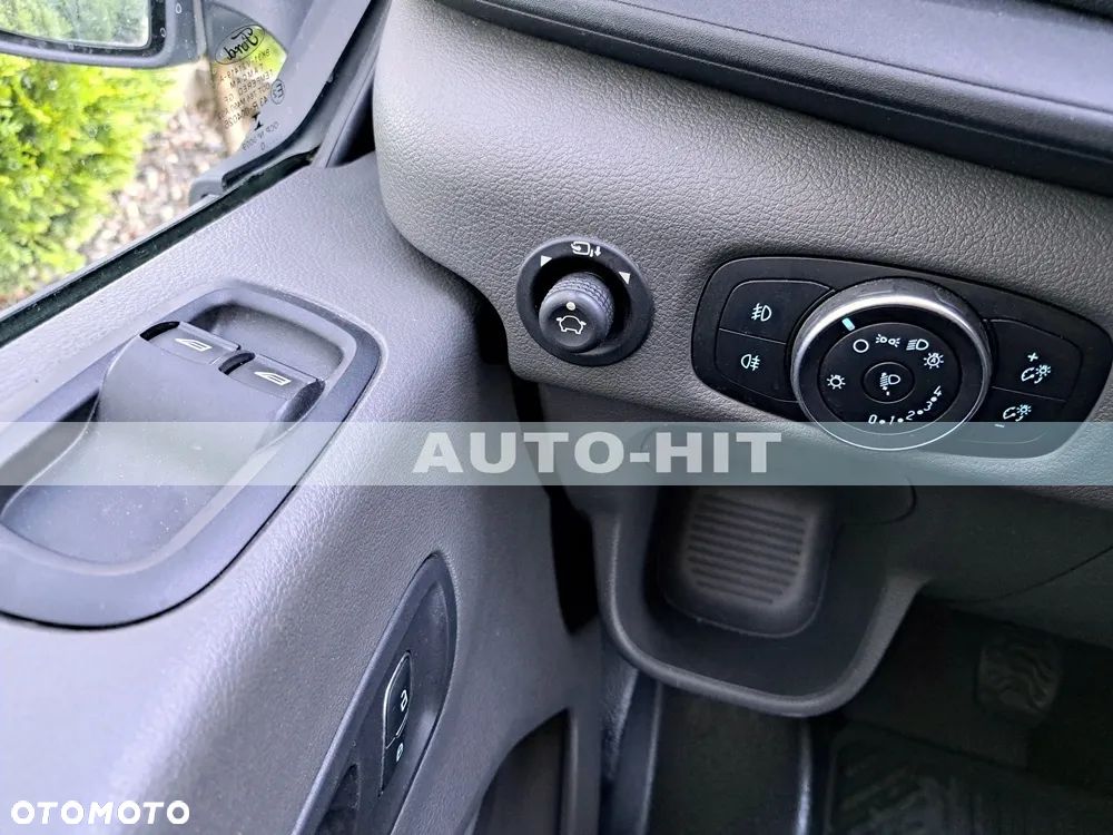 Ford Transit - 22
