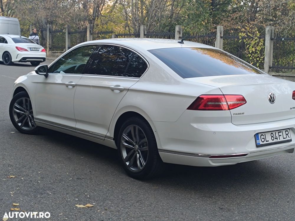 Volkswagen Passat 2.0 TDI DSG Highline - 4