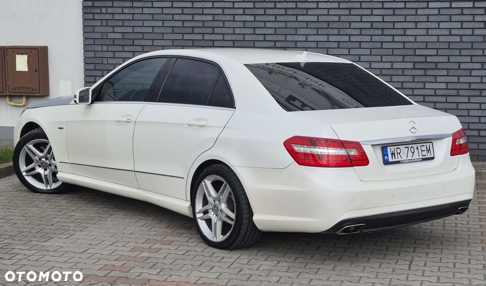 Mercedes-Benz Klasa E - 22