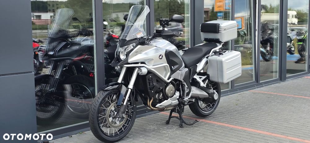 Honda VFR - 30