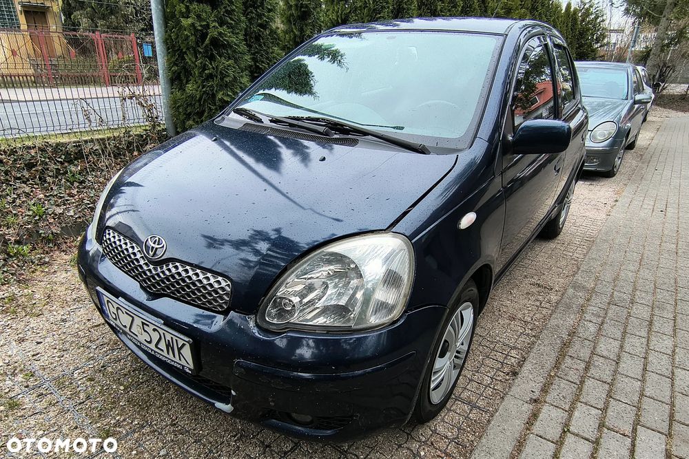 Toyota Yaris - 7