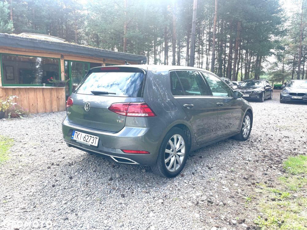 Volkswagen Golf - 5