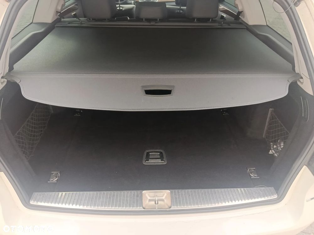 Mercedes-Benz Klasa E - 22