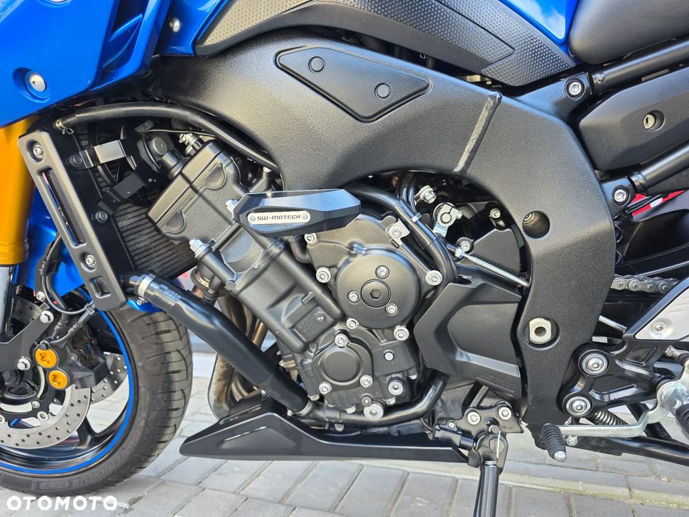 Yamaha FZ8 - 22