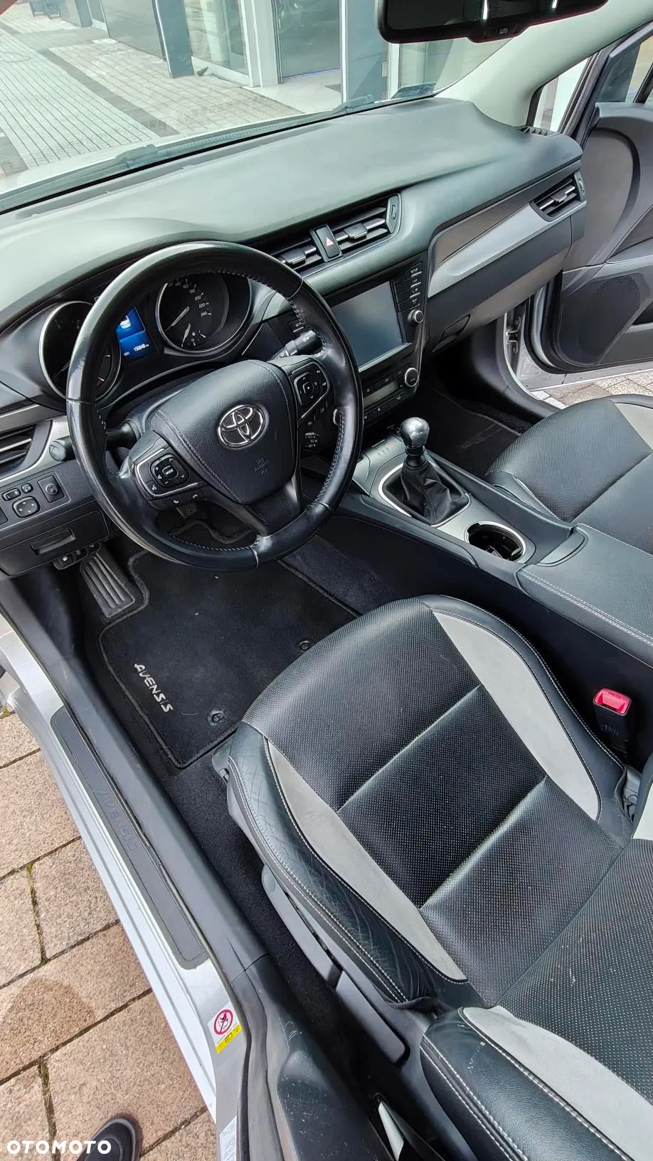 Toyota Avensis 2.0 D-4D Prestige - 6