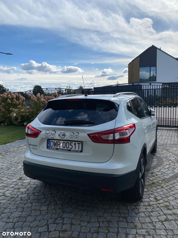 Nissan Qashqai 1.2 DIG-T N-Connecta EU6 - 4
