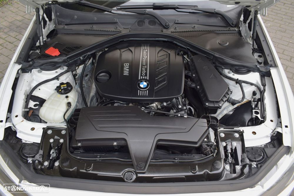 BMW 116 dA Line Urban - 59