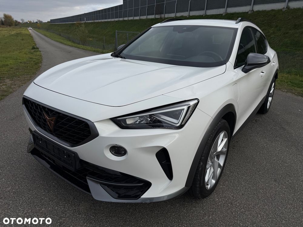 Cupra Formentor 1.4 e-Hybrid DSG Tribe Edition - 4