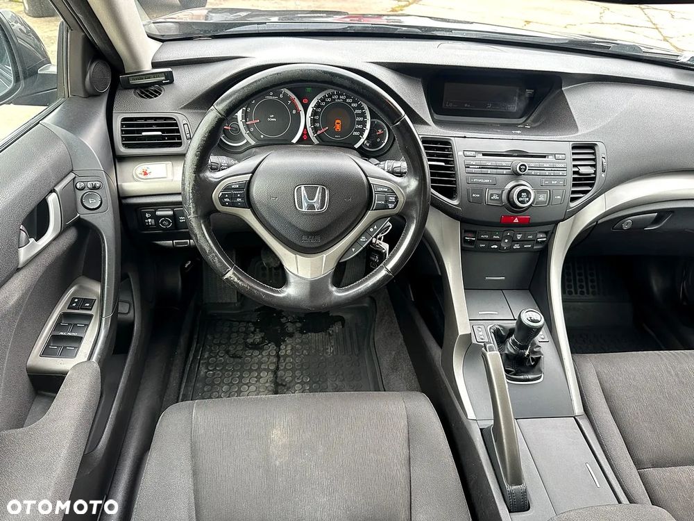 Honda Accord 2.0 Elegance - 9