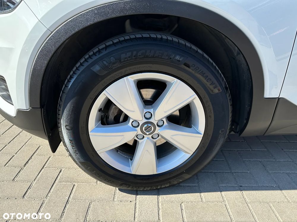 Volvo XC 40 - 32