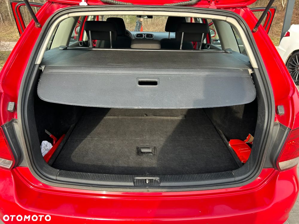 Volkswagen Golf VI 1.6 TDI Comfortline - 28