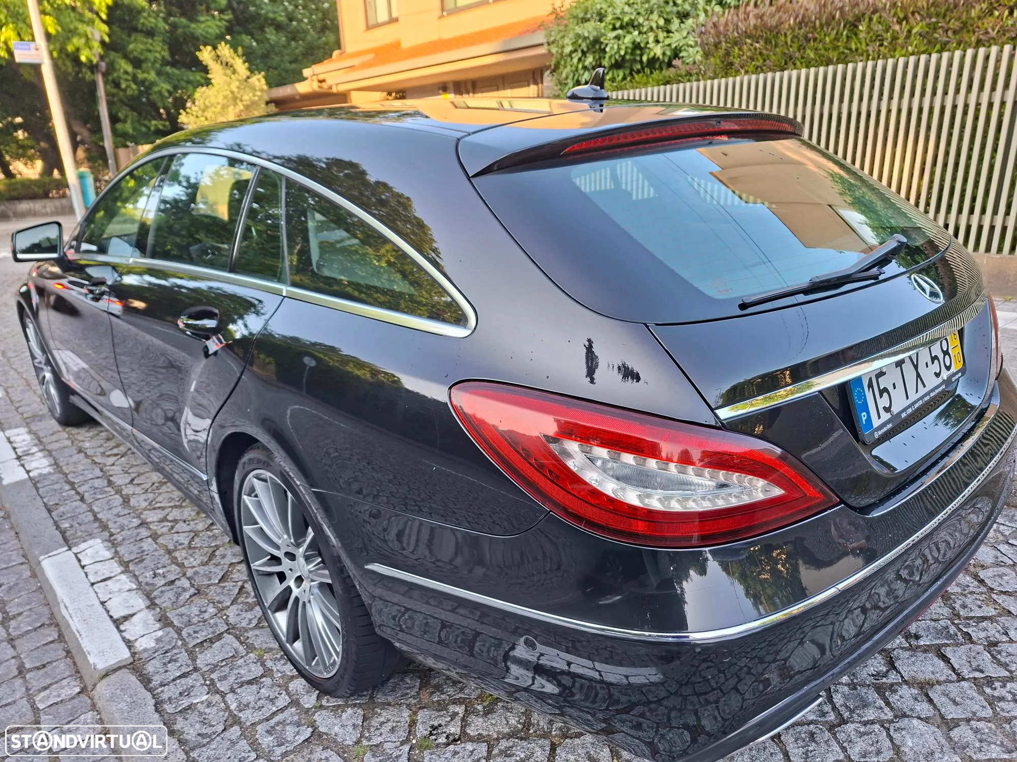 Mercedes-Benz 220 - 7