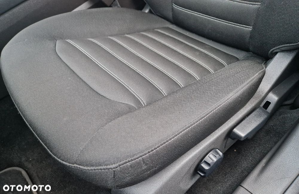 Ford Mondeo - 13