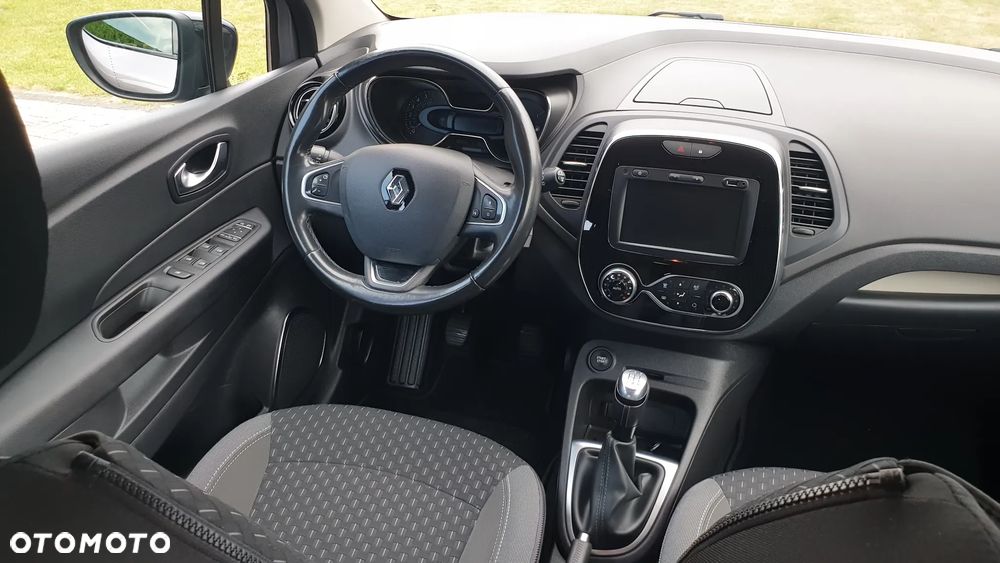 Renault Captur TCe 100 BUSINESS EDITION - 12