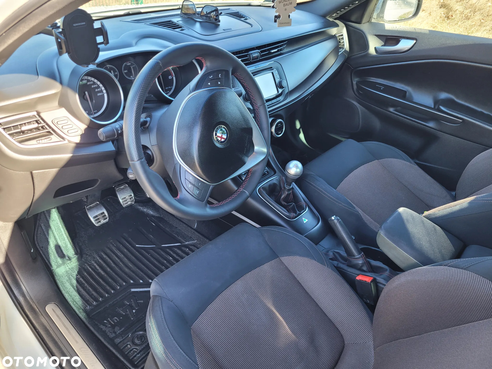 Alfa Romeo Giulietta 1.6 JTDM Distinctive - 35