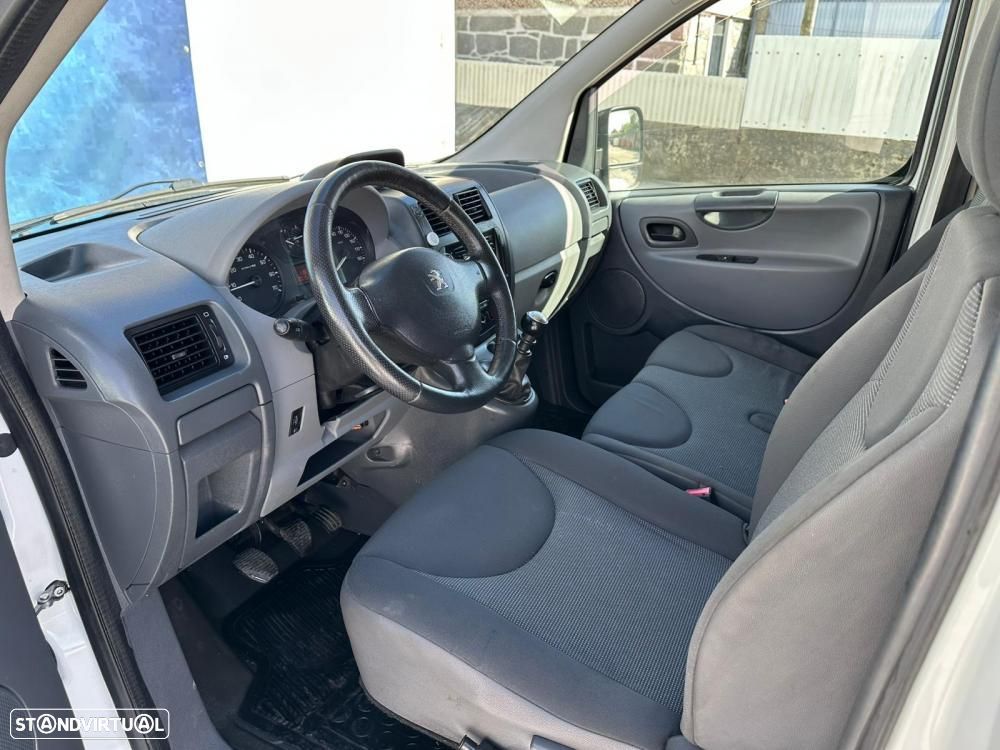 Peugeot Expert 2.0 HDi 3 Lugares - 12