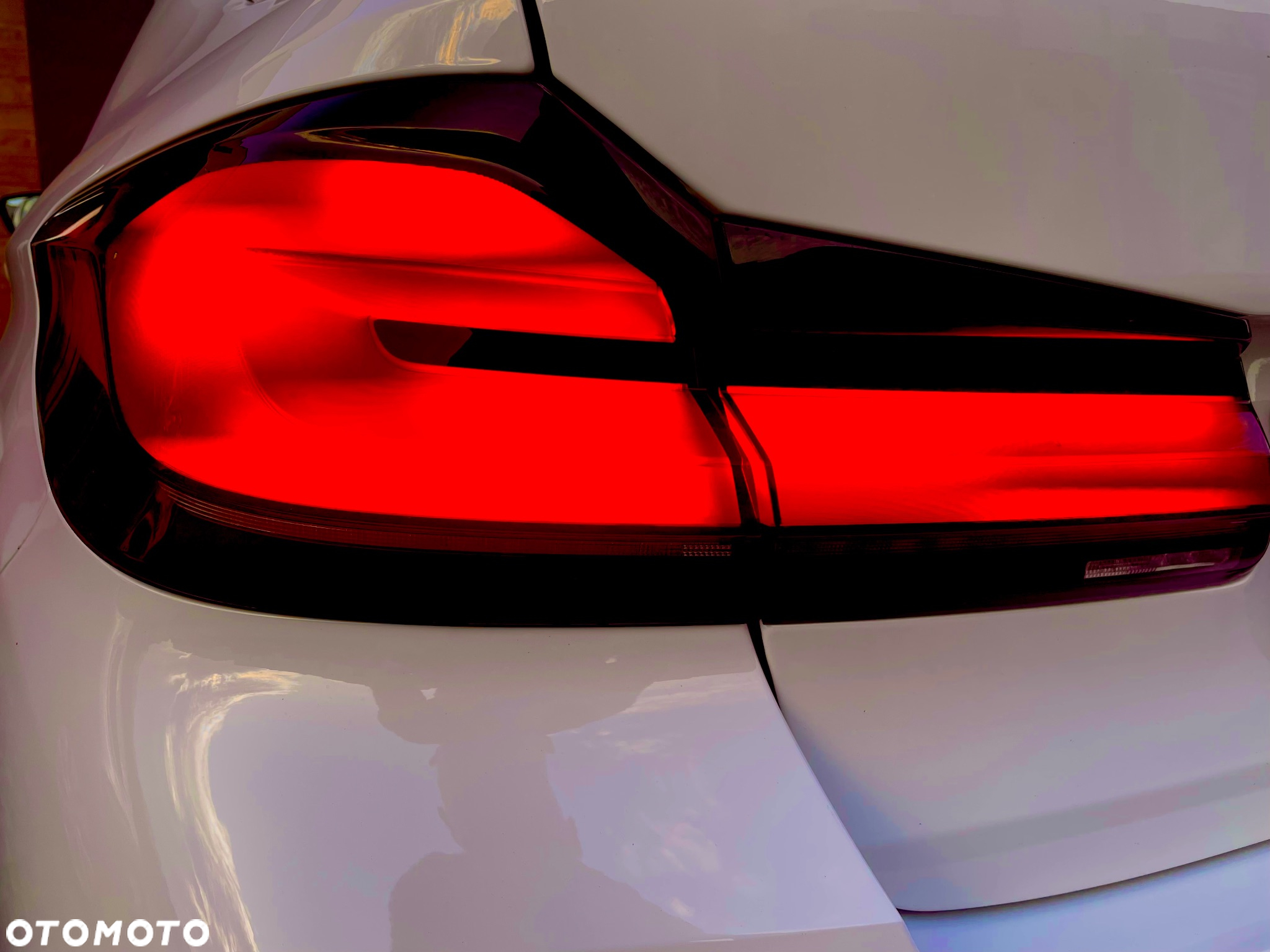 BMW Seria 5 530e - 16