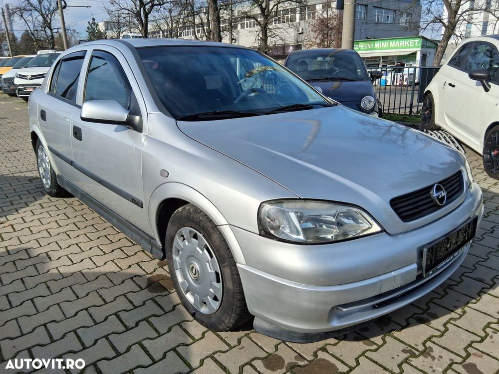 Opel Astra - 3