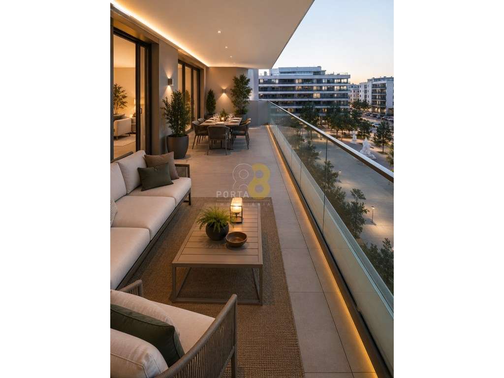 T2 Exclusivo com Terraço de 80 m² | 2 Suites | Piscina e Garagem Box - Grande imagem: 2/25