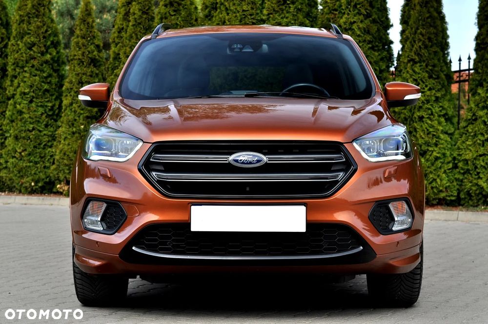 Ford Kuga 2.0 TDCi AWD ST-Line - 4