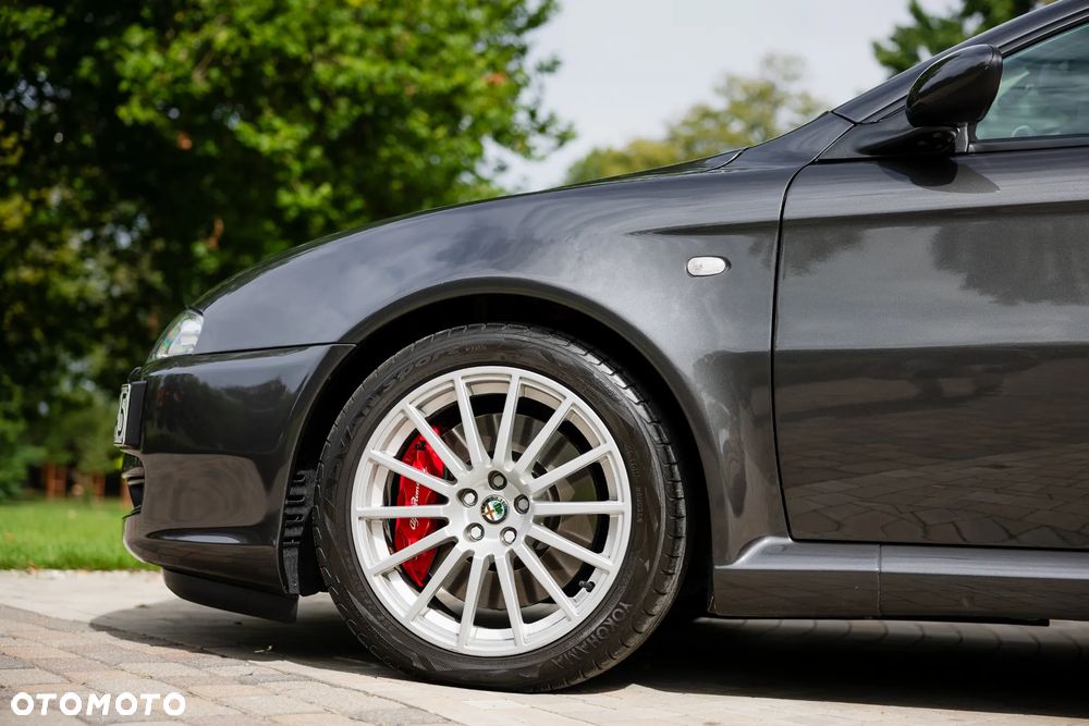 Alfa Romeo GT - 7