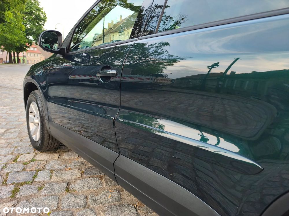 Volkswagen Tiguan - 11