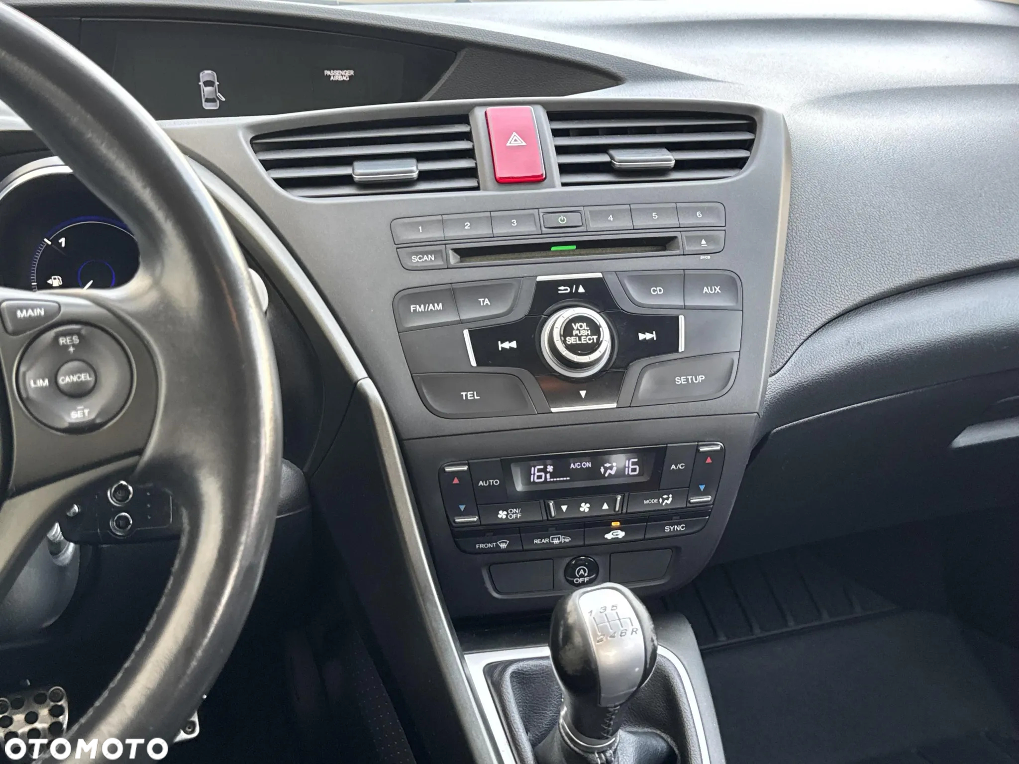 Honda Civic 1.8 Sport - 12