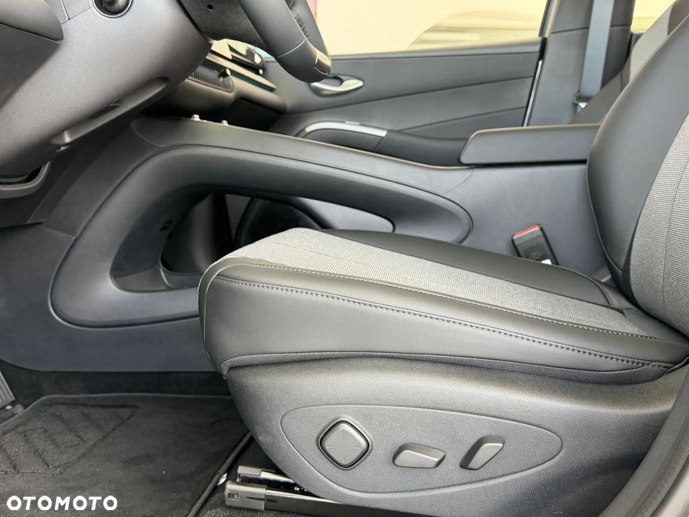 BYD Dolphin G Comfort E-CVT - 8