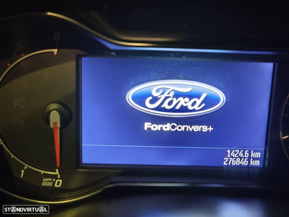 Ford S-Max 2.0 TDCi Titanium 7L - 25