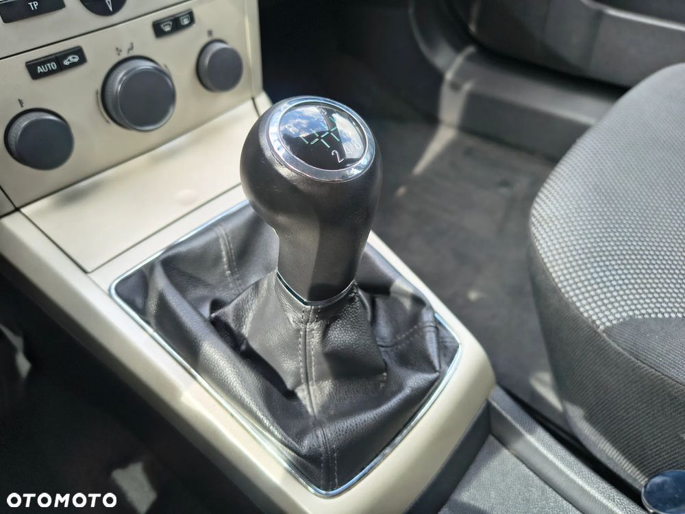 Opel Astra 1.7 CDTI DPF Selection - 25