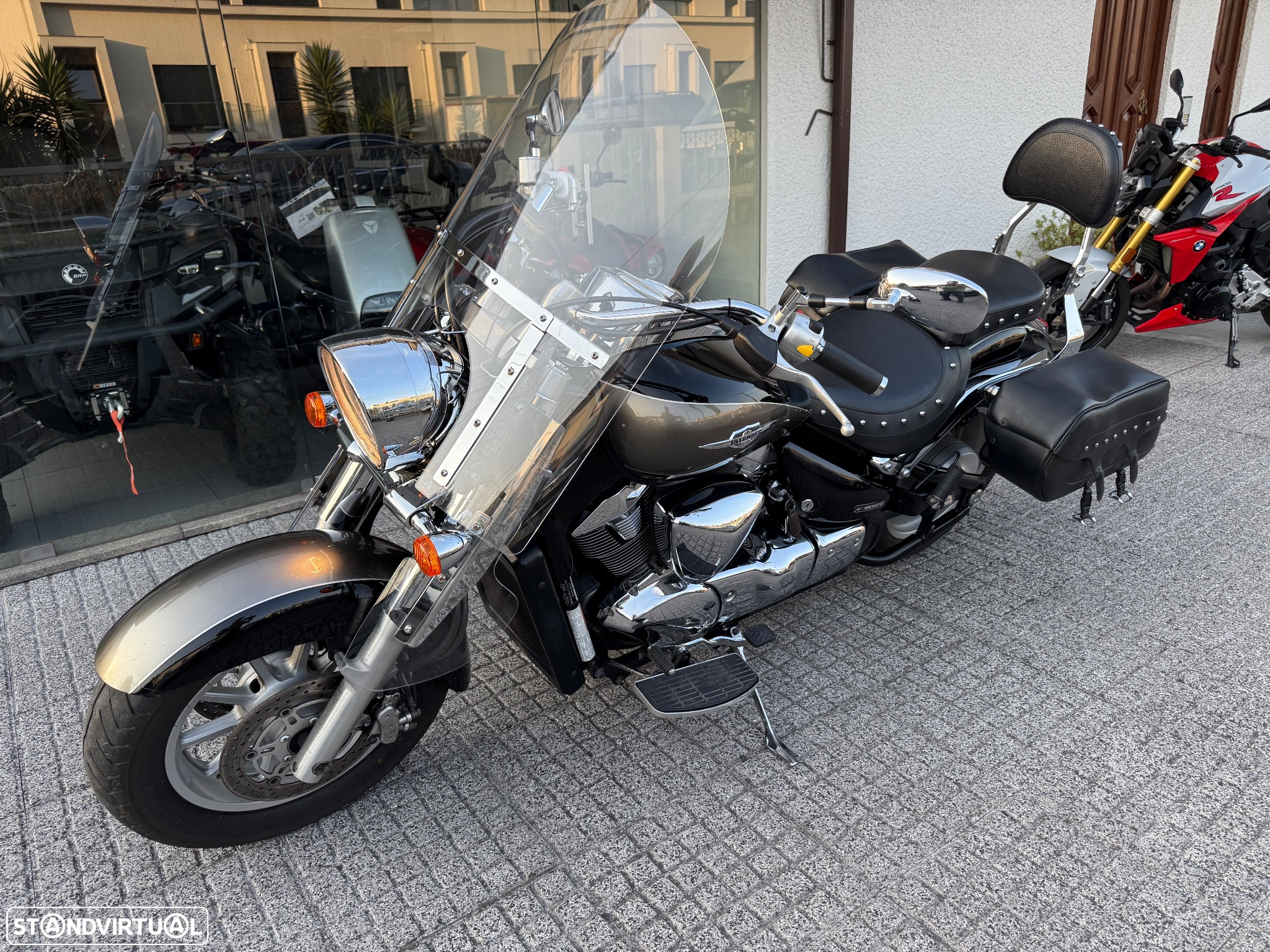 Suzuki VL VLT  1800T - 13