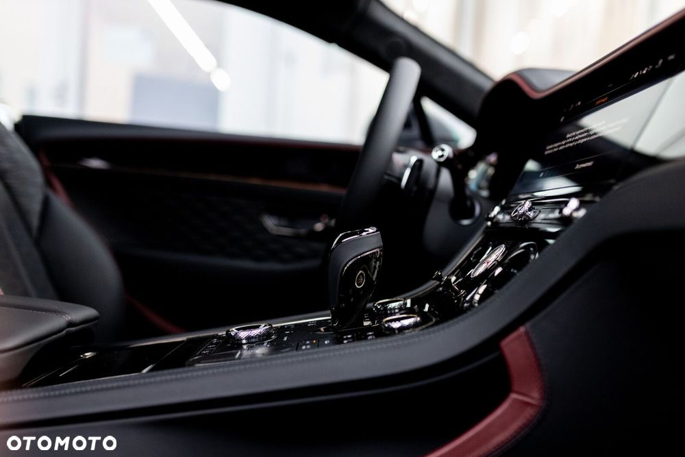 Bentley Continental GT - 7